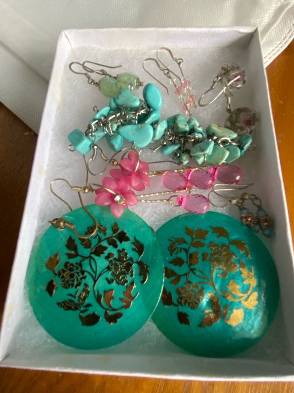 7 pairs of pretty springtime earrings